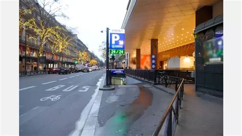 INDIGO HAUSSMANN GALERIES LAFAYETTE Public Car Park .